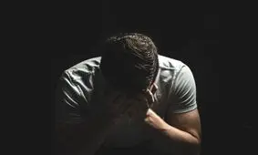 چرا با تغییر فصل احساس افسردگی عود می کند؟
