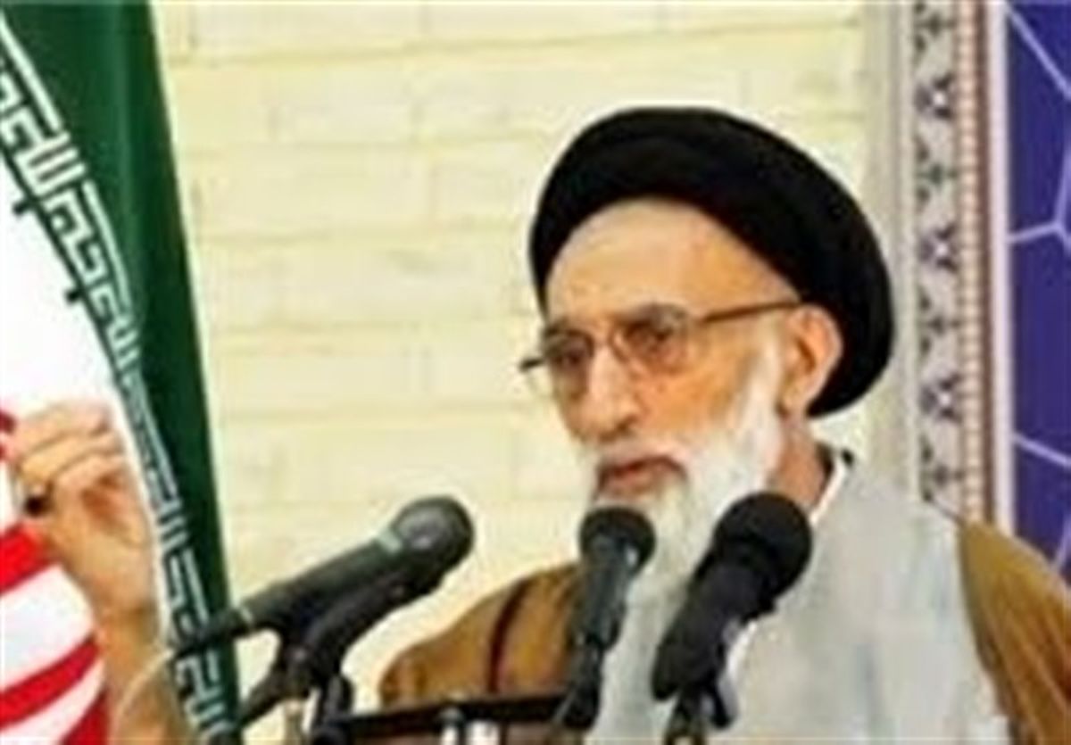 باید مکتب شهادت را در بین جوانان و نوجوانان گسترش دهیم