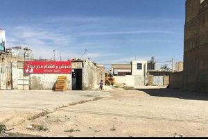 دانش‌آموزان وزیر‌آباد شیراز مدرسه ایرانی می‌خواهند + تصاویر