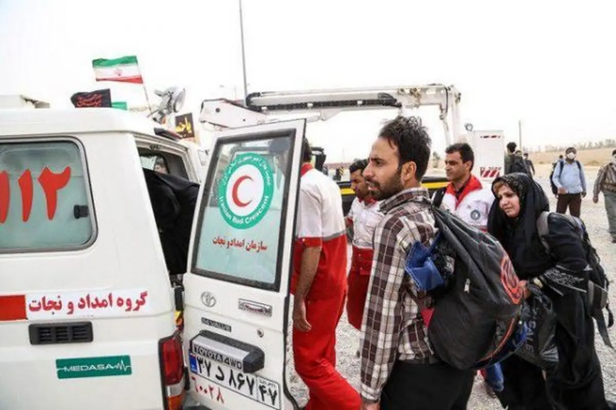 حادثه واژگونی ون حامل زائران اربعین / ٨ دستگاه آمبولانس به خارج از مرز اعزام شدند