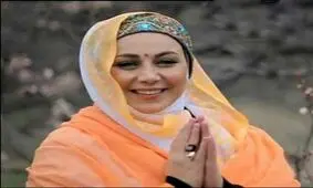 عذرخواهی فروتنانه و احساسی بهنوش بختیاری از پدر، روی آنتن زنده تلویزیون