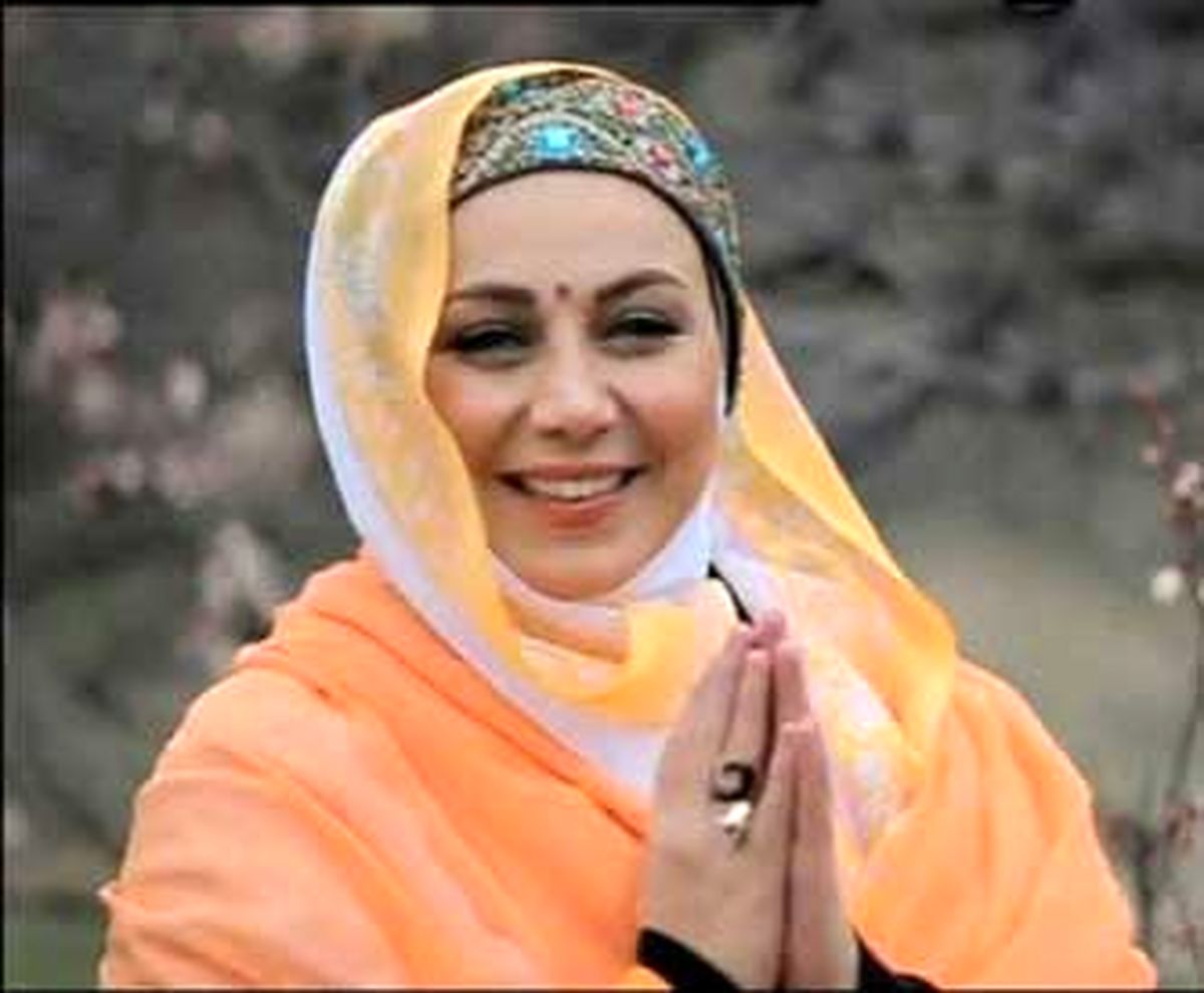 عذرخواهی فروتنانه و احساسی بهنوش بختیاری از پدر، روی آنتن زنده تلویزیون