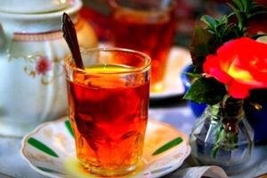 اگر در روز بیش از سه لیوان چای می نوشید بخوانید