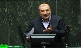 اکبریان: آن‌هایی که حقوق نجومی گرفتند را "جنایت‌کار" می‌دانیم؛ نجومی‌ بگیران باید مجازات شوند