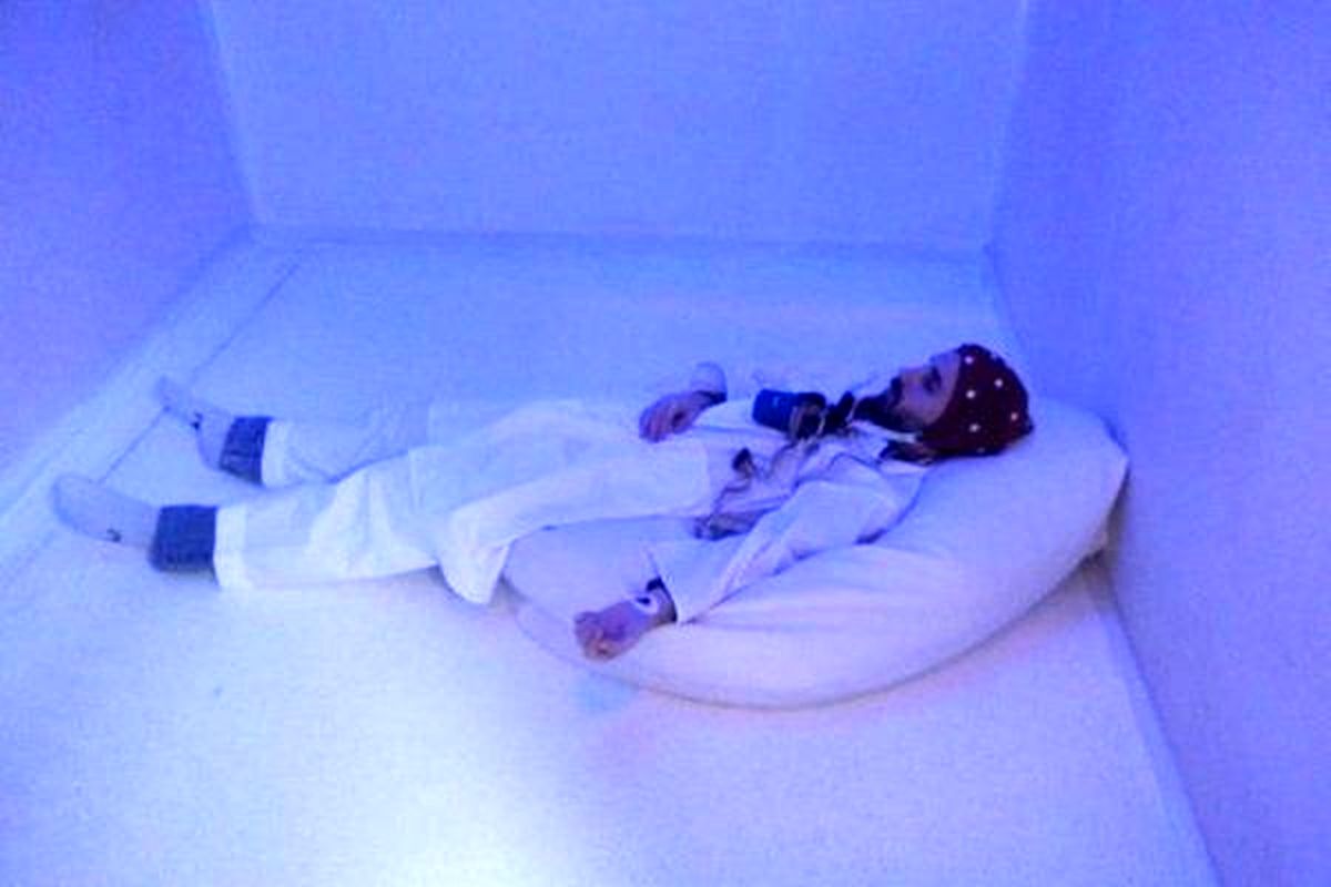 بعد از دعوا و استرس به نور آبی پناه ببرید