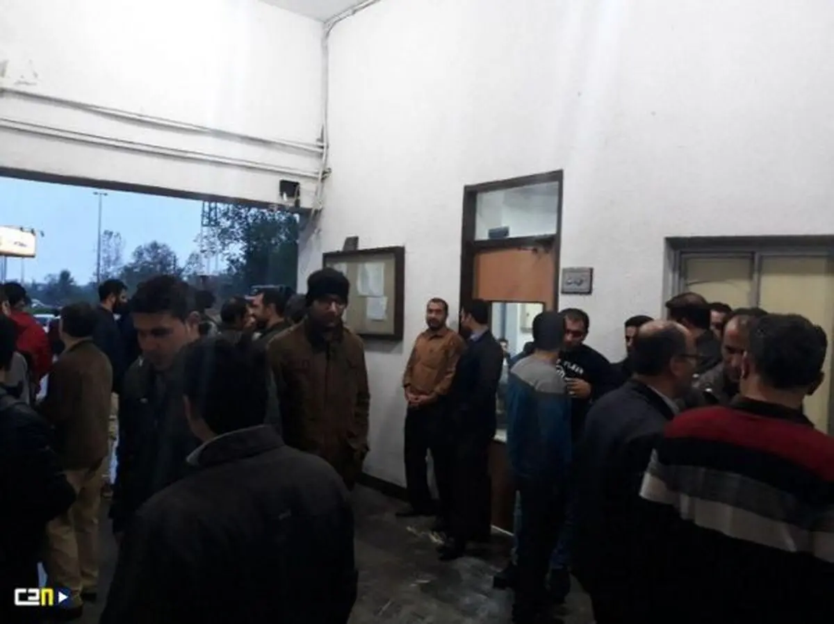 تجمع کارگران ایران پوپلین برای دومین روز پیاپی در رشت