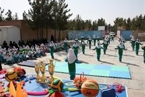 مدارس استان کردستان روز دوشنبه تعطیل نیستند