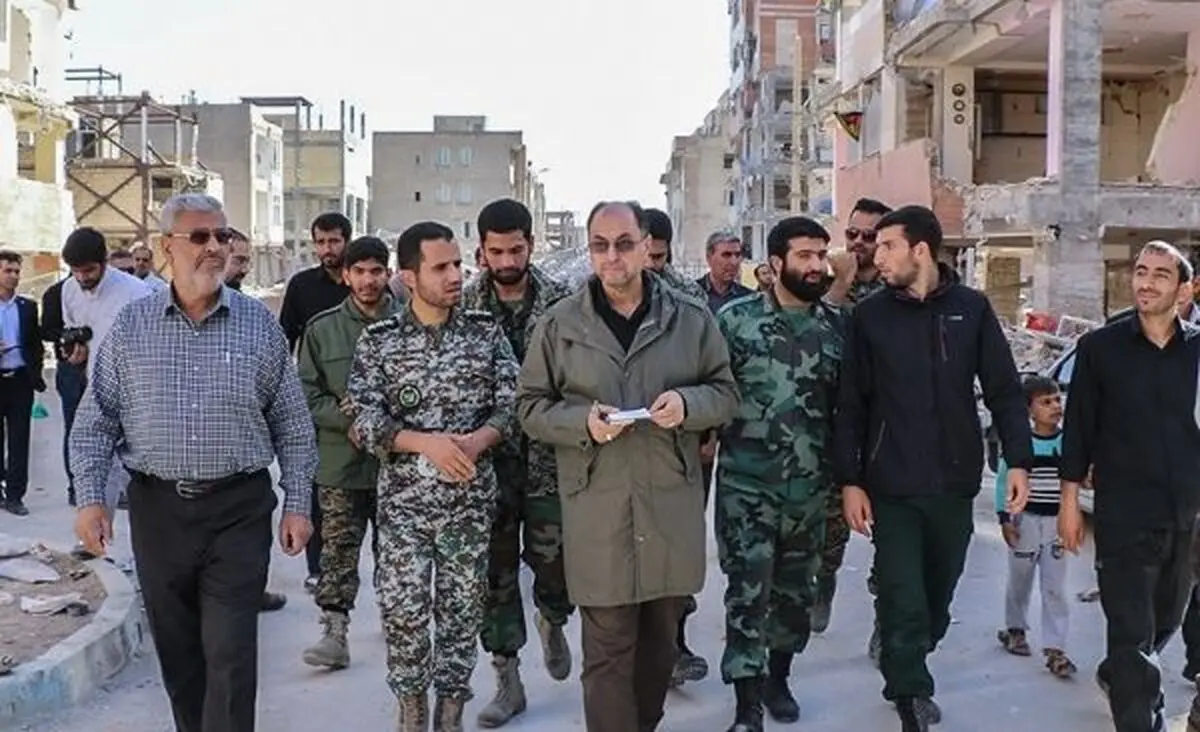  "وحید حقانیان" در مناطق زلزله‌زده غرب ایران + تصاویر