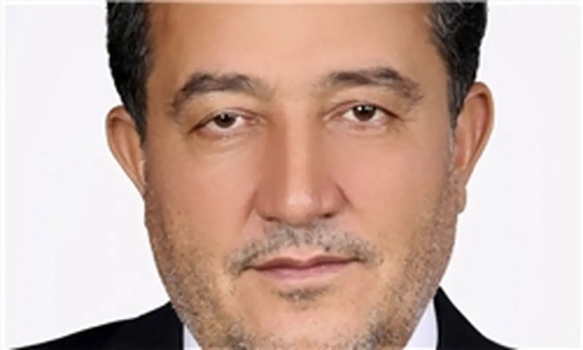 رسیدگی به زلزله‌زدگان از دست ستاد بحران خارج شده است/ ستادی که بحرانی شد