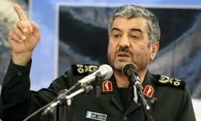 فرمانده سپاه از آغاز اسکان موقت زلزله زدگان کرمانشاه خبر داد