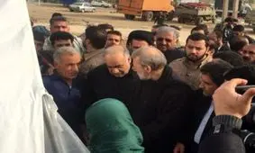 بازدید رئیس مجلس شورای اسلامی از بیمارستان‌ صحرایی پاسارگاد در مناطق زلزله‌زده