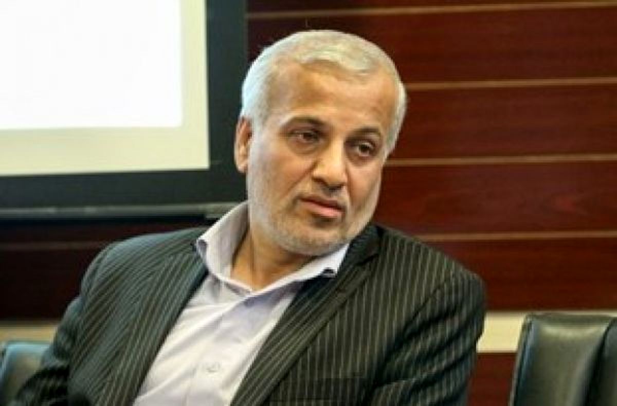 حسنی: نوبخت واردت برنج را با اظهارات خود توجیه میکند