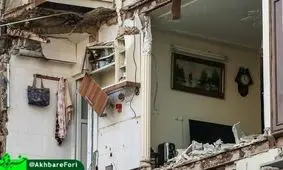 ریزش ساختمان 4 طبقه در خیابان کمیل تهران / زن 70 ساله جانش را از دست داد + تصاویر