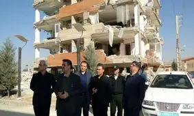 بازدید مدیر عامل و مدیران ارشد بانک ملت از مناطق زلزله زده غرب کشور