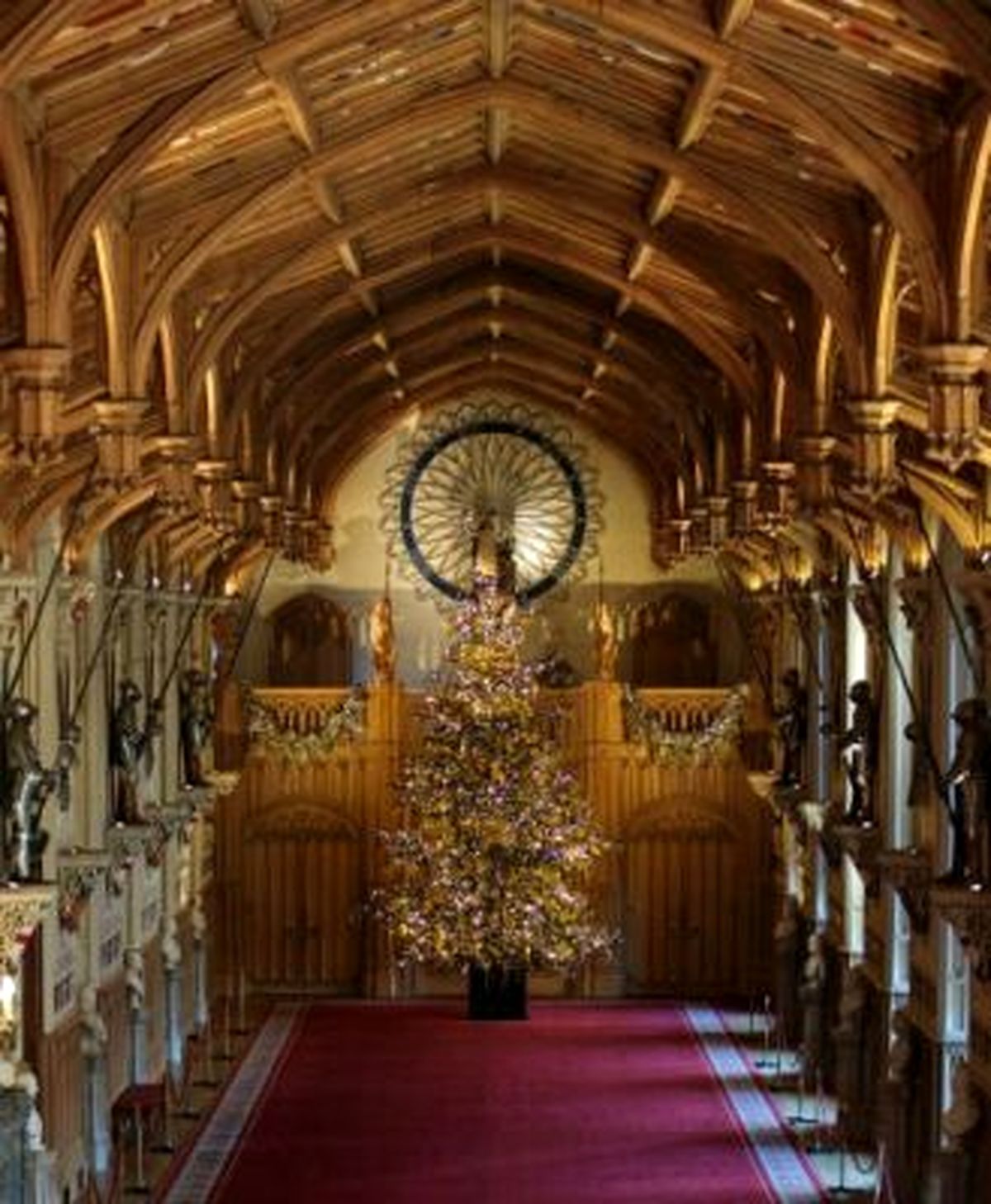 آماده سازی قلعه ملکه انگلیس برای کریسمس/تصاویر