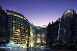 هتل ۱۹ طبقه چینی‎‌‌ها در شکاف زمین+ تصاویر