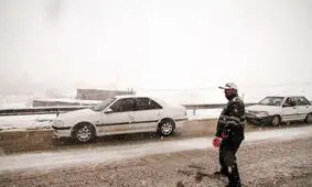 کولاک و یخ زدگی در محورهای استان اردبیل/اعلام ۵ محور مسدود