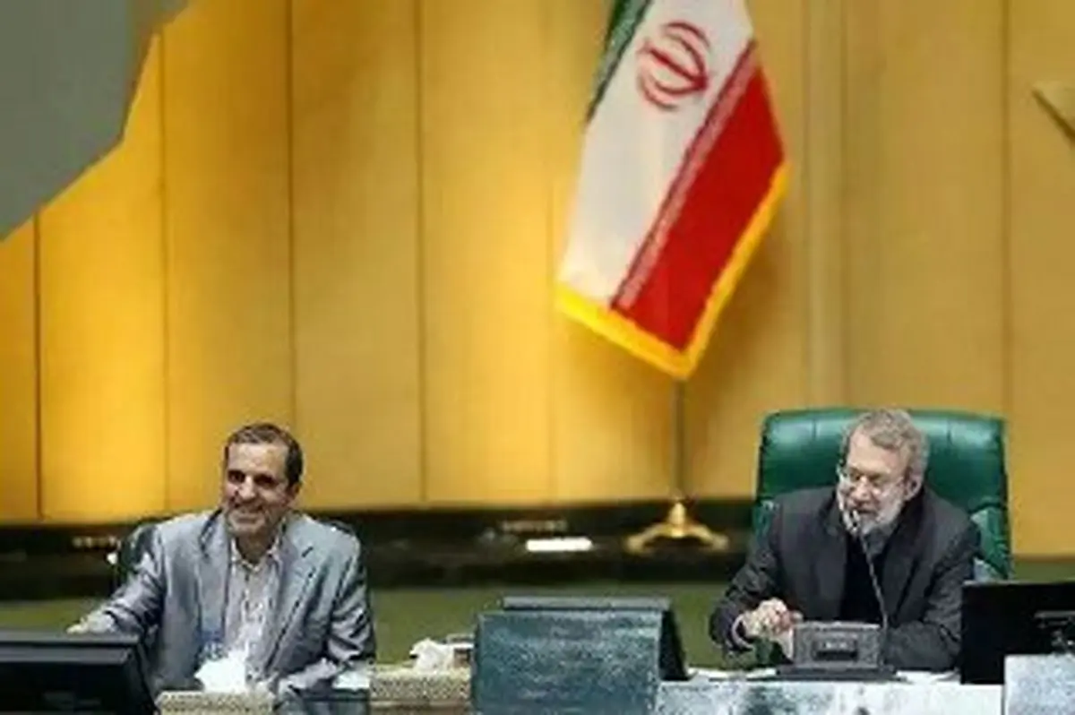 حاشیه های امروز مجلس از شوخی‌های لاریجانی تا IQ پزشکان