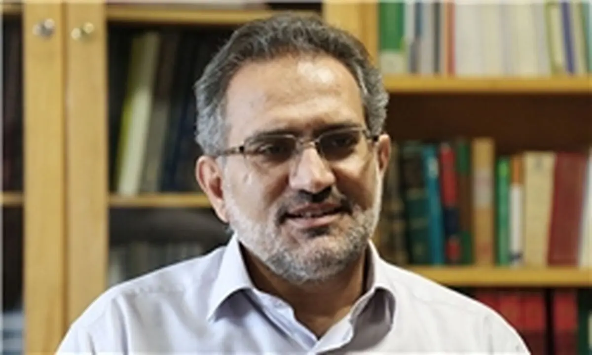 حسینی : برخی از کسانی که به ترامپ نامه نوشتند پرچم دار حادثه کوی دانشگاه بودند