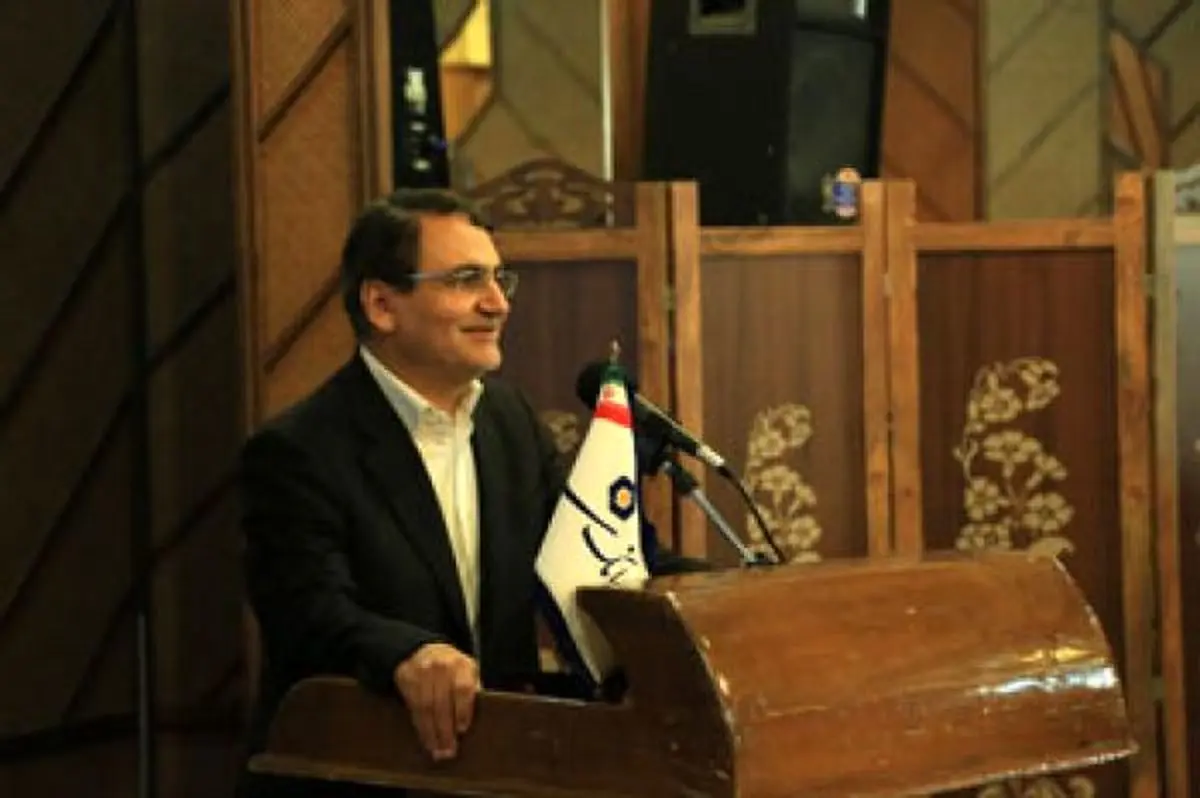 اعطای تسهیلات به مناطق روستایی اولویت بانک سینا است