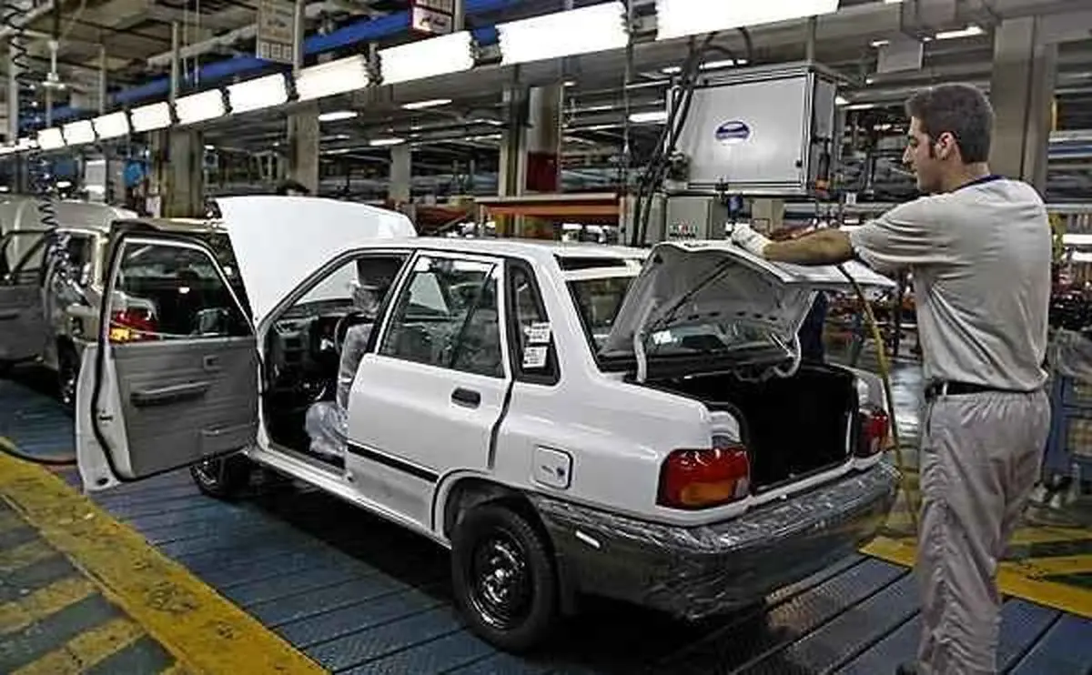 عضو کمیسیون صنایع و معادن مجلس: از رده خارج کردن پراید ممکن نیست چون جایگزینی ندارند