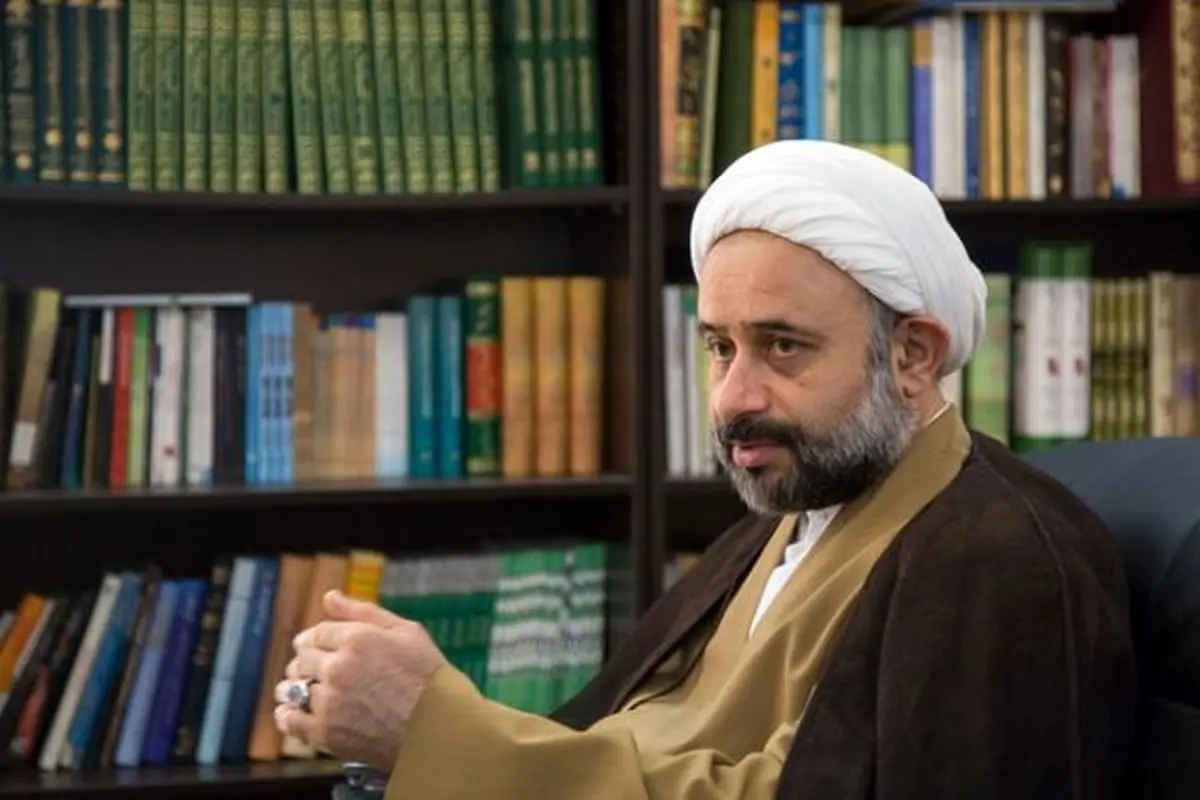 تاکید بر نظارت غیرمستقیم والدین بر فرزندان