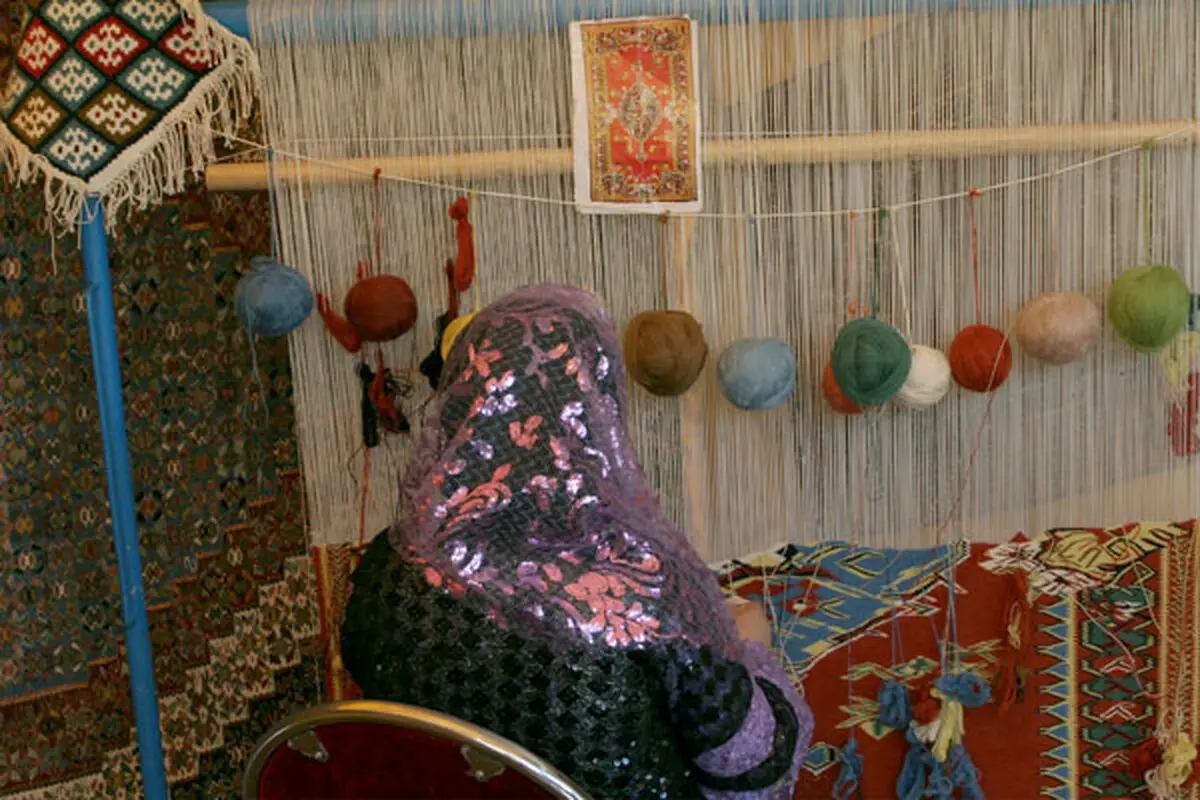 به دنبال ایجاد بازارهای مجازی در مشاغل خانگی هستیم