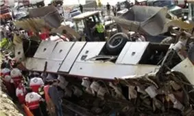 2 کشته و یک مجروح با واژگونی دو خودرو در اصفهان