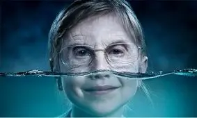 درباره سن‌ واقعی‌تان به خودتان دروغ بگویید تا بیشتر عمر کنید