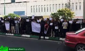 ادامه تحصن دانشجویان دانشکده نفت آبادان با وجود تعطیلی دانشگاه