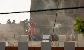 آتش‌سوزی در انبار مواد اولیه کیف‌سازی