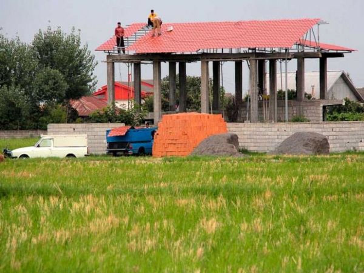با ویلاسازهای بدون مجوز در روستاهای سیاهکل برخورد می شود