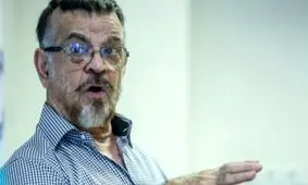 فخیم زاده: از حمایت روحانی پشیمانم