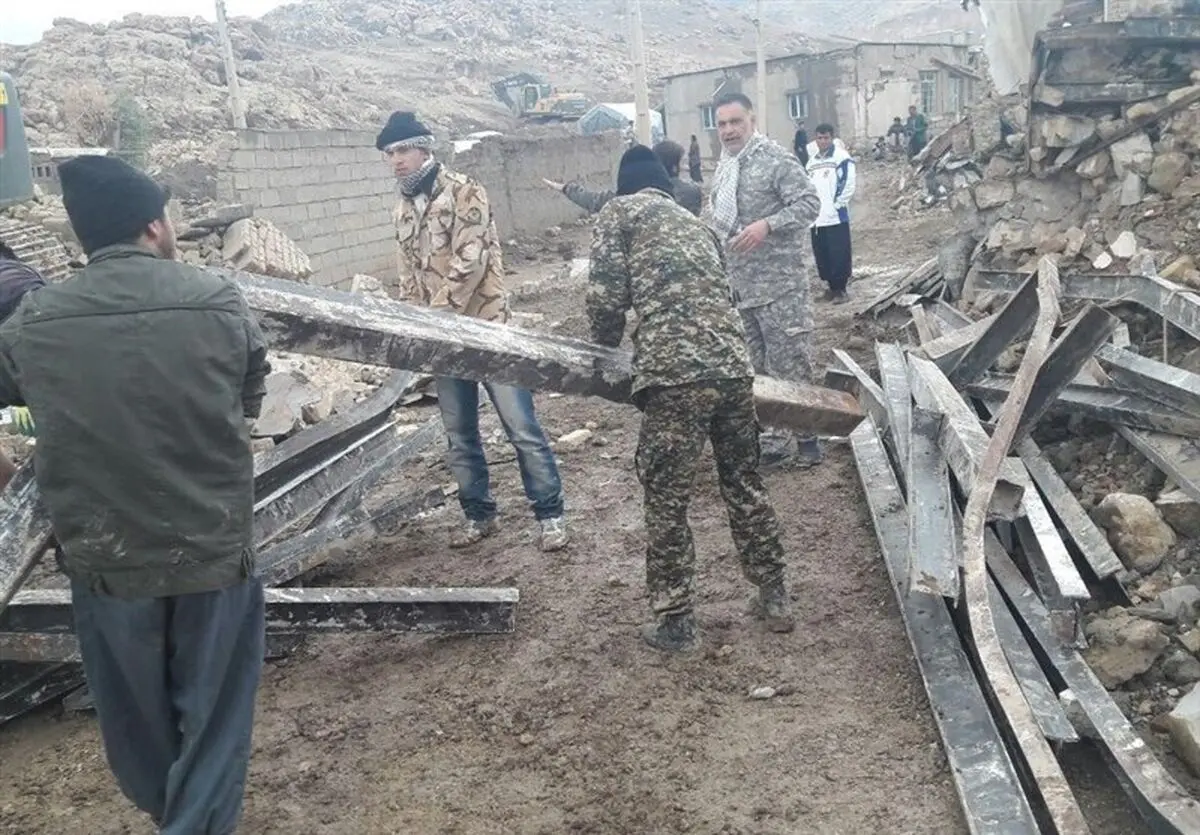 موج کمک‌ها به زلزله‌زدگان غرب کشور
