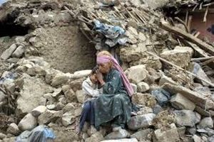 ۶۴ کودک در زلزله کرمانشاه"یتیم" شدند/شناسایی ۱۱۸ معلول جدید در زلزله غرب کشور