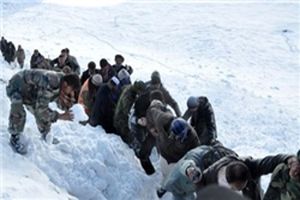 250 روستای آذربایجان‌شرقی در محاصره برف/ احتمال مسدودشدن راه‌‌های روستایی بازگشایی‌شده