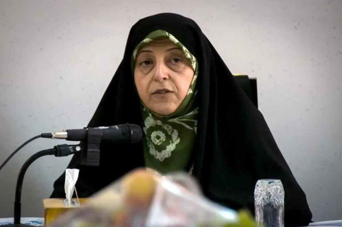 دیدار ابتکار با ساکنان زلزله زده مسکن مهر در غرب کشور+ تصویر