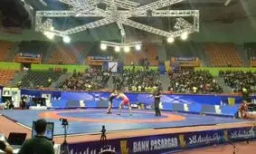برتری مدعیان در آغاز کشتی آزاد باشگاه های جهان/ پیروزی سعدالله یف، اسنایدر و علیرضا کریمی