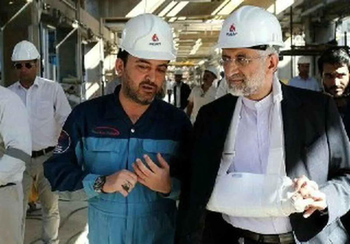 پالایشگاه ستاره خلیج فارس نشان داد، می‌توان دشمن را در اقتصاد و صنعت هم خلع سلاح کرد