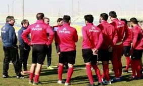 تمرین تاکتیکی سرخپوشان در روزی که هواداران پشت در ماندند