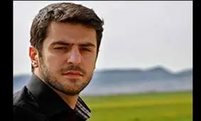 علی ضیا در مناطق زلزله زده : حتما مسئولین در پایتخت کار مهمتری دارند که تکان نمیخورند/ فیلم