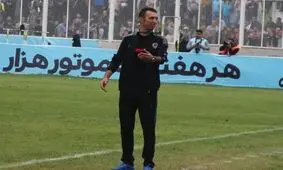 عنایتی رسماً سرمربی مشکی‌پوشان شد
