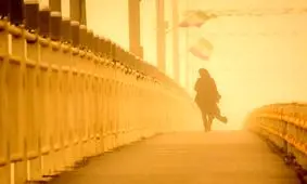 توده گرد و غبار عراقی در حال خروج از خوزستان است