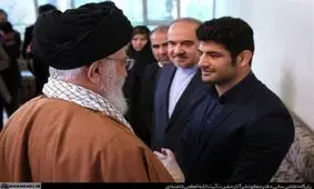 کریمی: خیلی خوشحالم که مورد تفقد رهبری قرار گرفتم