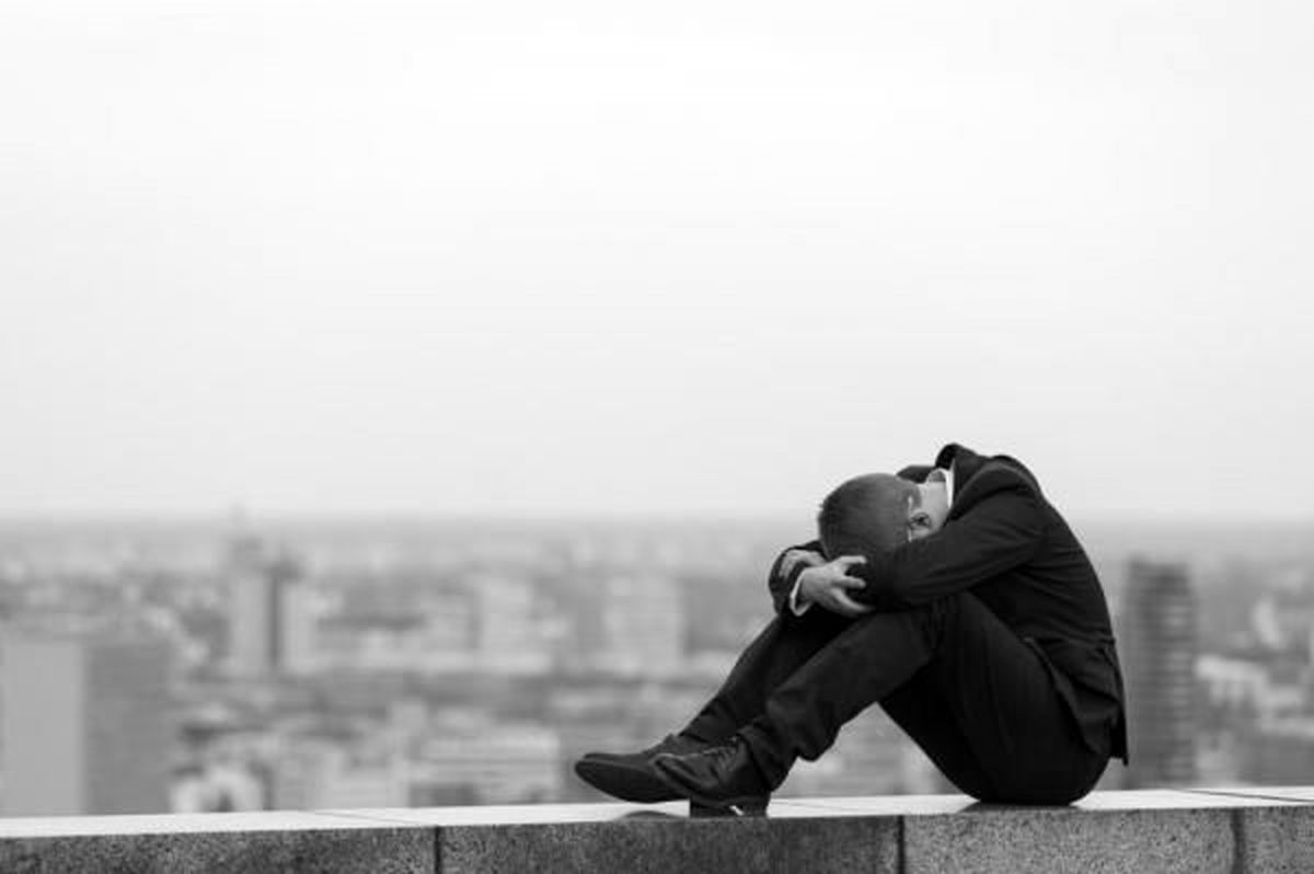 تا به حال خودکشی کردهاید؟ چرا یک نفر به «ته خط» میرسد؟