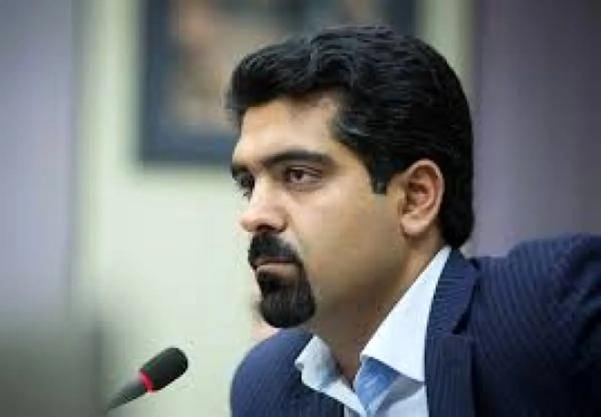 سرنوشت سپنتا نیکنام در گرو نظر شورای نگهبان/ تکلیف این عضو زرتشتی شورای شهر یزد چه می‌شود؟