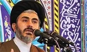 برخی به بهانه نبود آزادی بیان دست به حمایت از استکبار می‌زنند