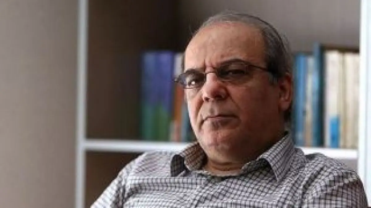 عباس عبدی: کسانی که می گویند از رای خود پشیمانند، مفهوم سیاست را نمی دانند