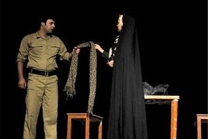 آثار نمایشی استان فارس با موضوع دفاع مقدس مستندنگاری و کتاب می‌شود