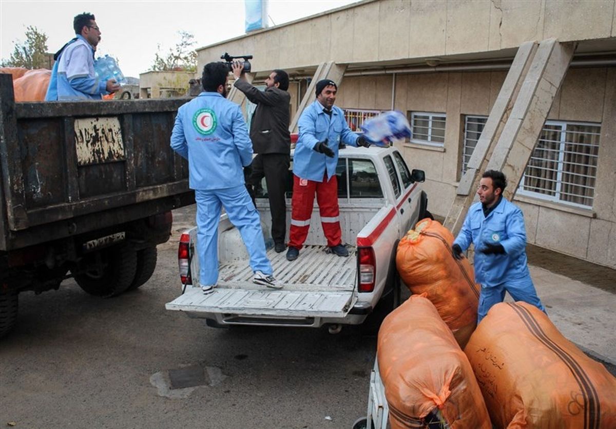 بیش از ۴ تن دارو و مکمل درمانی دام از استان مرکزی به مناطق زلزله‌زده کرمانشاه ارسال شد